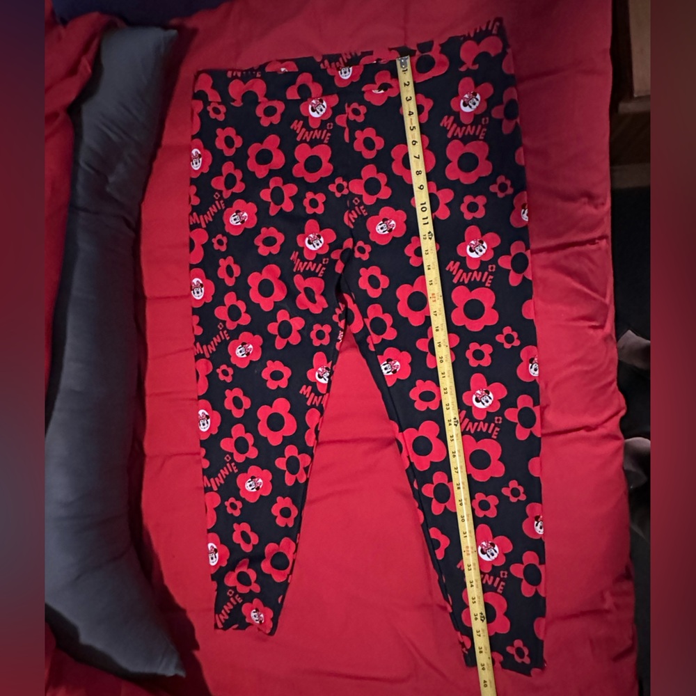 Disney Minnie Mouse Adult Leggings - Black and Red Floral